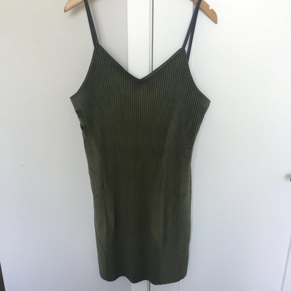 NWT Pink Martini Green Dress - Picture 1 of 4